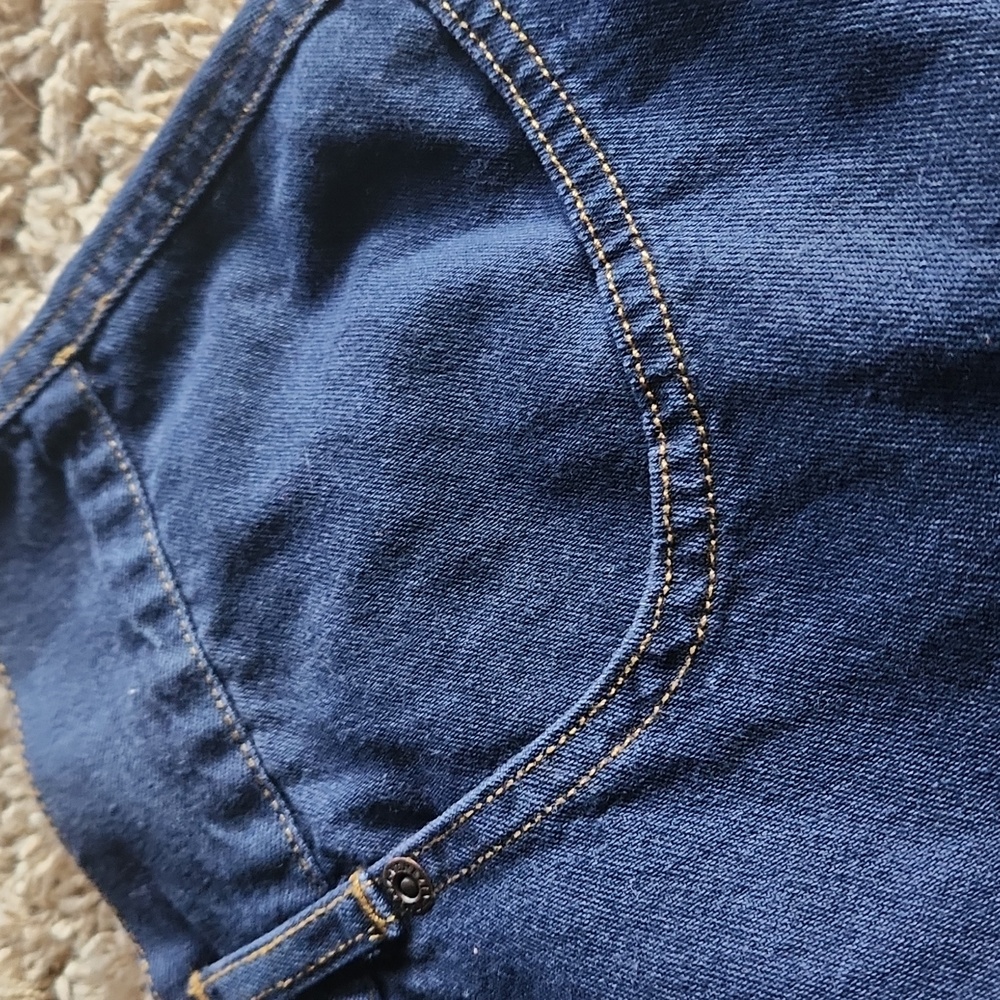 NWT Venezia Jeans Dark Blue Denim Women's Shorts Size 26 - Picture 3 of 8